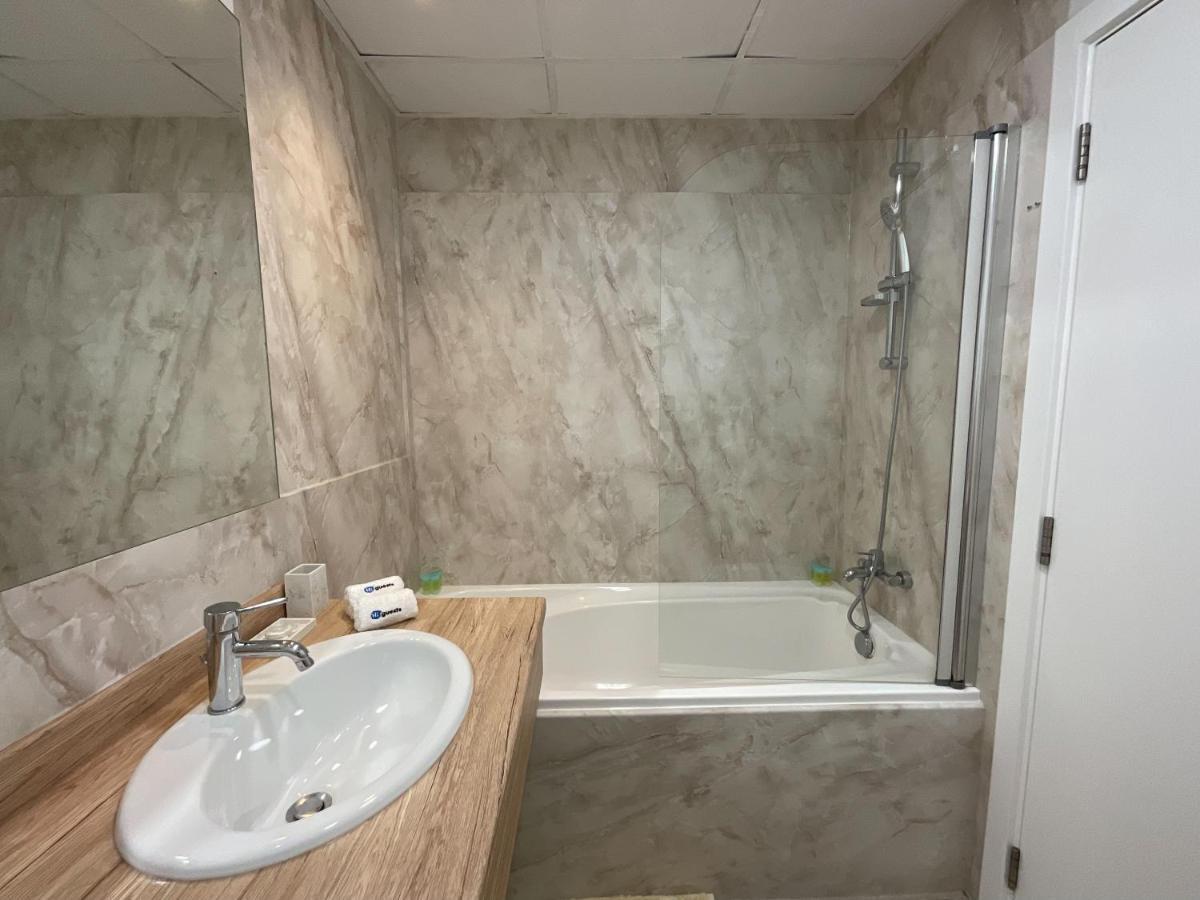 Higuests - Amazing Sea Views From This 2Br Apt In Jbr Dubai Eksteriør billede